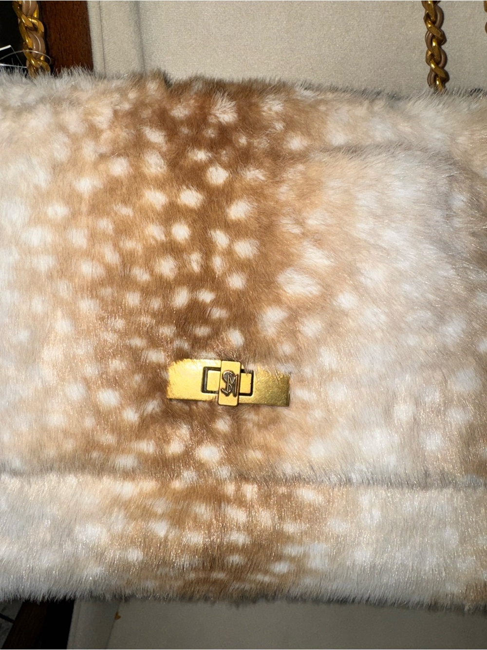 Steve Madden Faux Fur Shoulder Bag in Light Brown and Cream - Picture 2 of 5